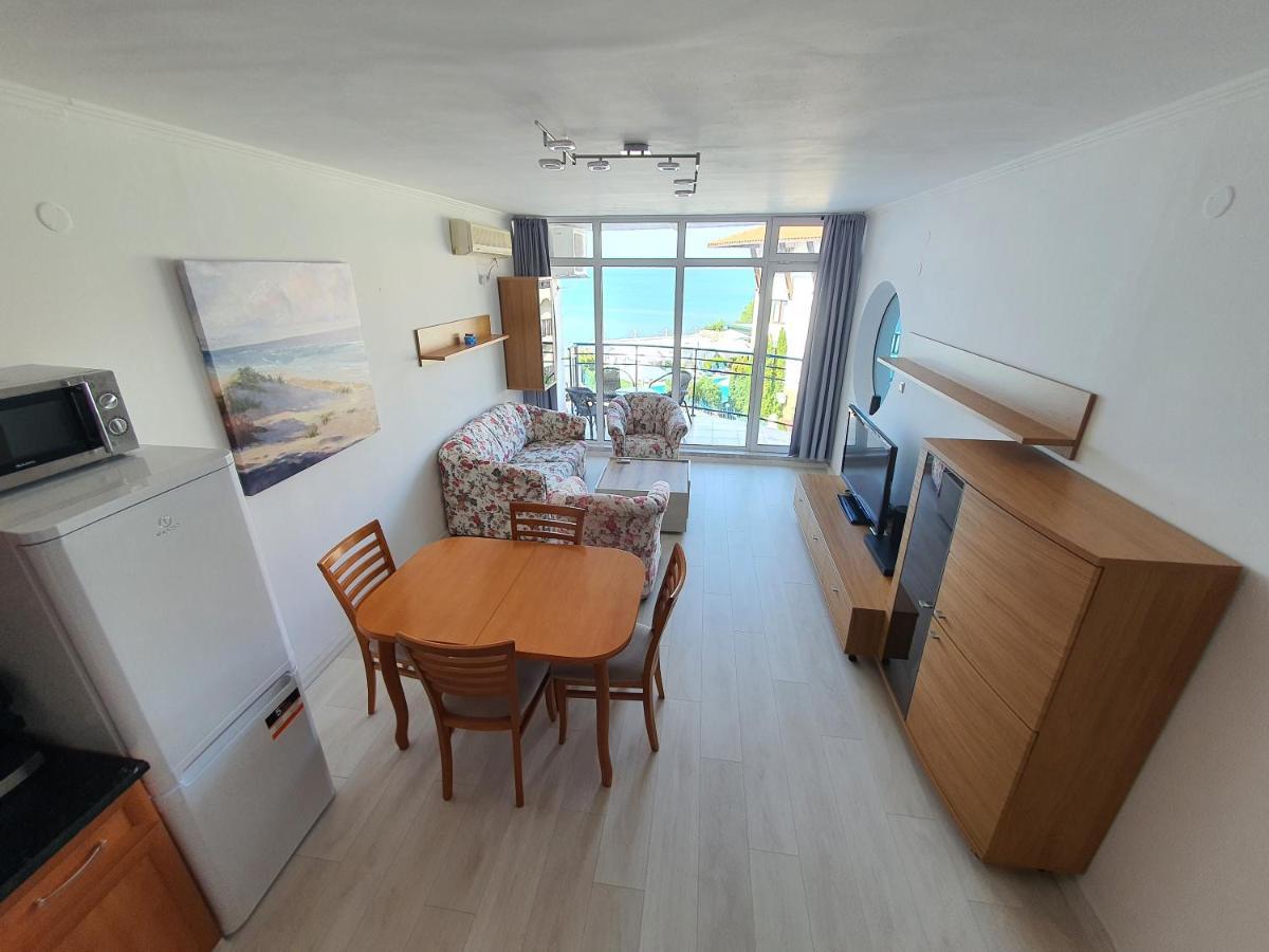 Sveti Vlas Marina Beach Apartment - Vega Village Dış mekan fotoğraf