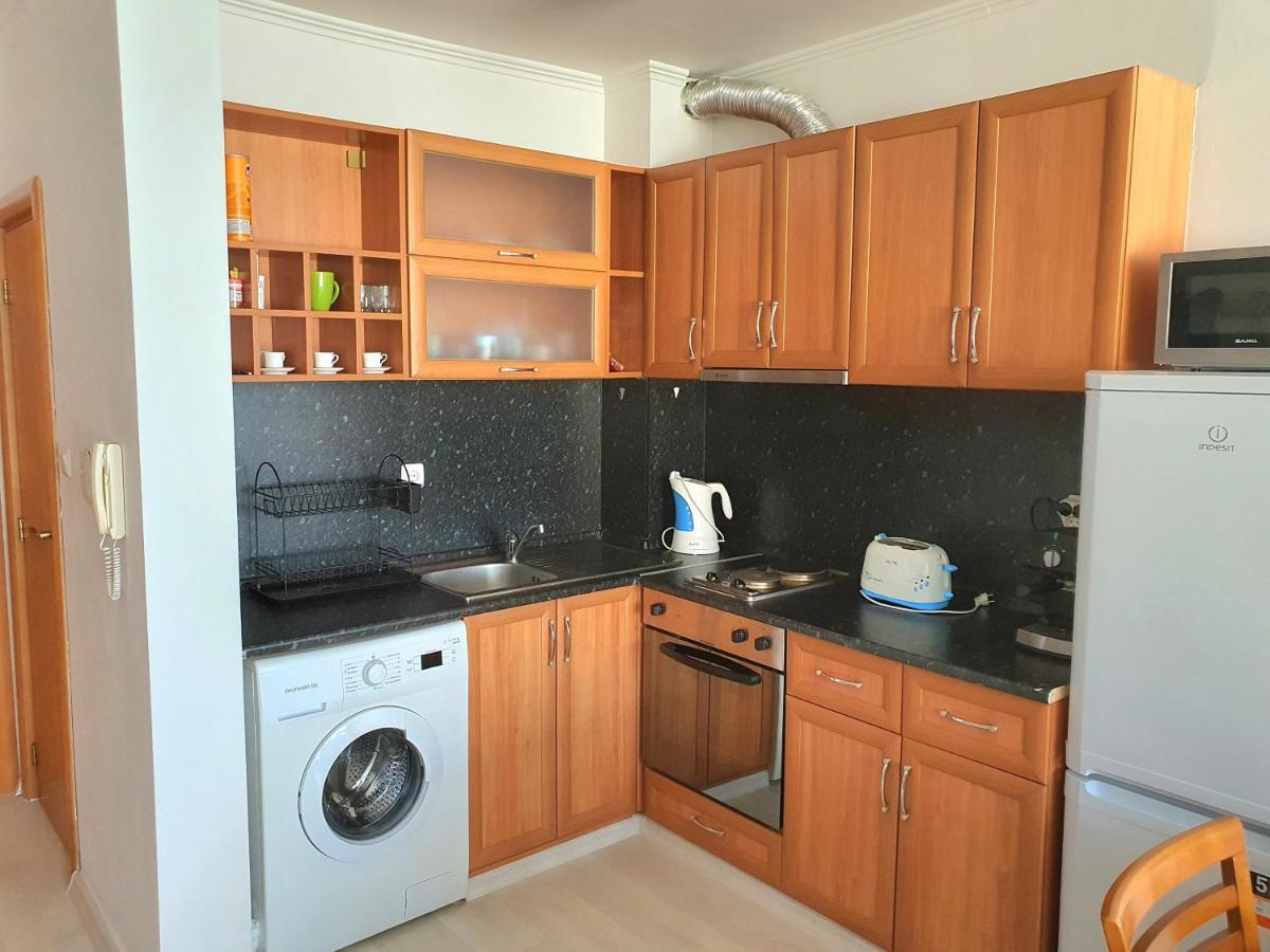 Sveti Vlas Marina Beach Apartment - Vega Village Dış mekan fotoğraf