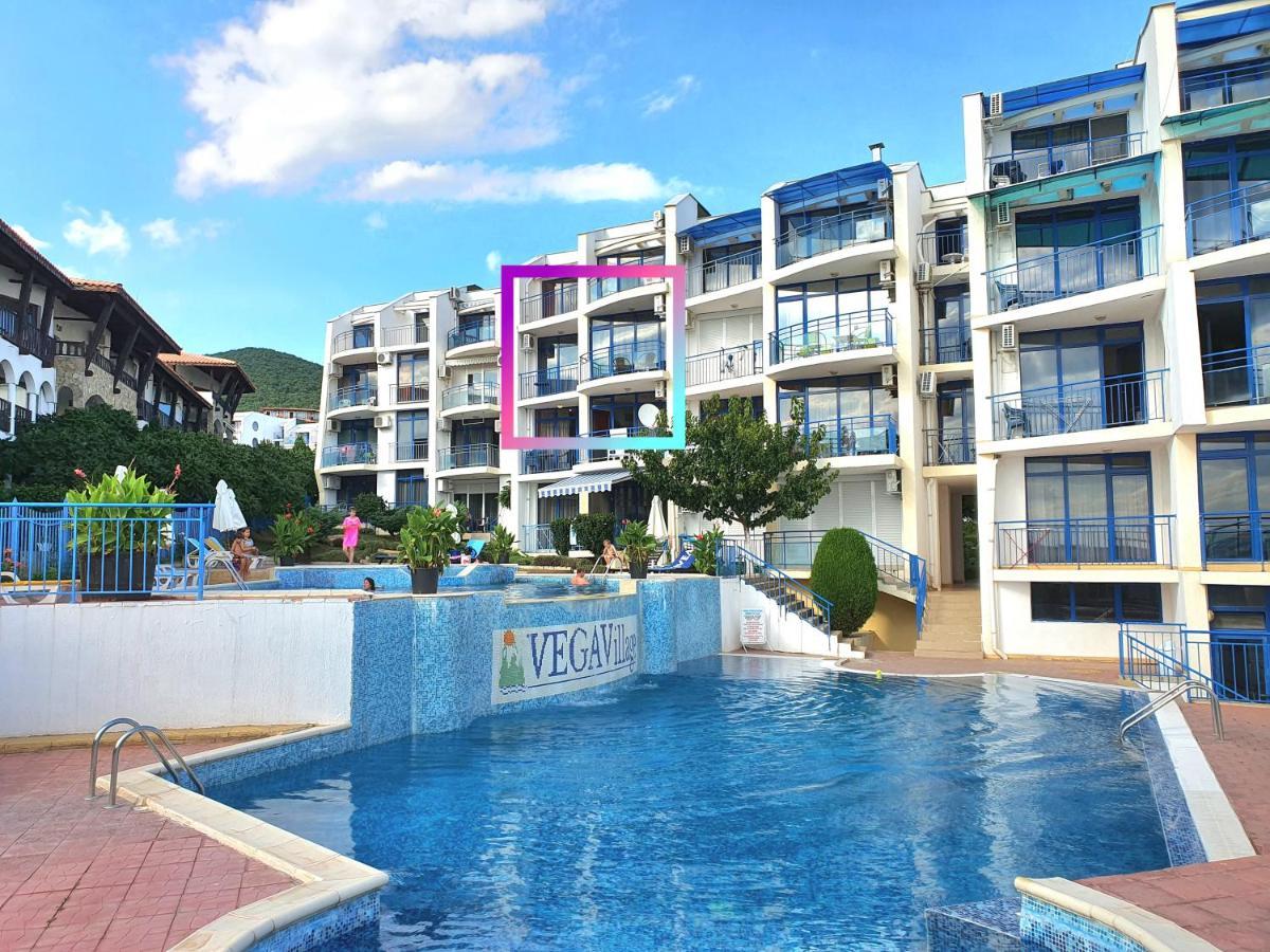 Sveti Vlas Marina Beach Apartment - Vega Village Dış mekan fotoğraf